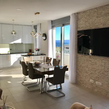 Luxury With Sea View 公寓